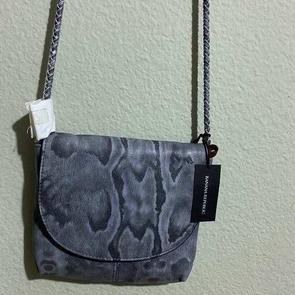 Purse - Picture 2 of 11